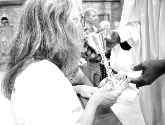 The Episcopal Church of the Annunciation provides communion every Sunday.