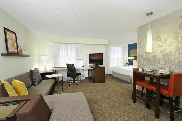 Our roomy Studio Suites provide you with the space you need to work and relax.