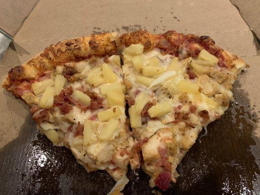 Hawaiian pizza with no Canadian bacon. Also white sauce instead of red sauce.