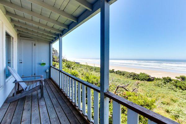 Check out our units with balconies for a beautiful view! vacasa.com/usa/Cape-Cod-Cottages