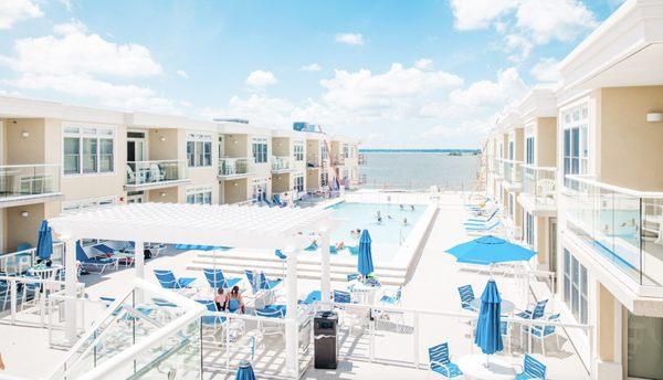 Poolside, the Residences, Lighthouse Cove