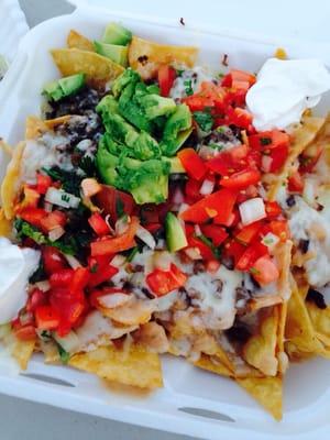 Loaded asada nachos!