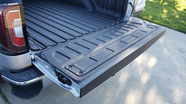 Line-x Premium GMC Sierra SLT short bed