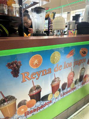 La Reyna De Los Jugos