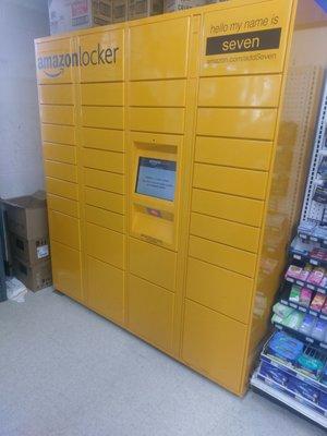 Amazon locker in this store