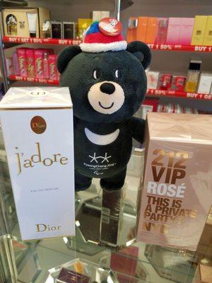 Christian Dior j'adore & 212 VIP Rose -- both Eau De Parfum!!^^! Buy 1 get 1 50% Dealages!! :D :D