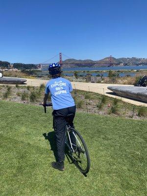 Camper viewing the Golden Gate Bridge