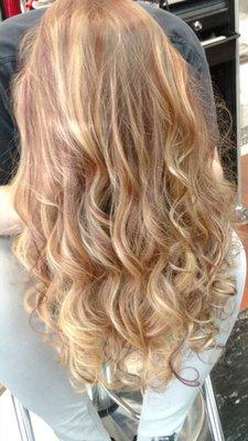 blonde ombre with curls