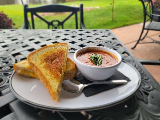 Grilled cheese on sourdough, house made tomato bisque