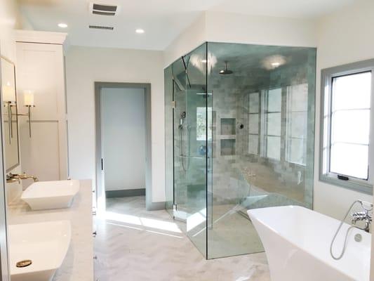 A marble and chrome master bathroom in Palm Springs, CA (2015)