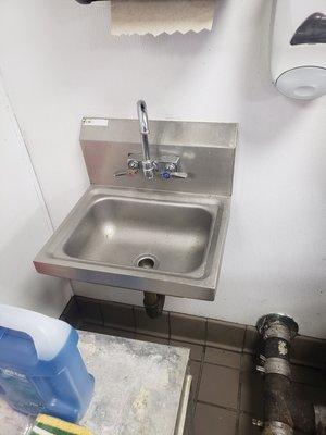 Commercial Business Bathroom
Take out & Install new Sink