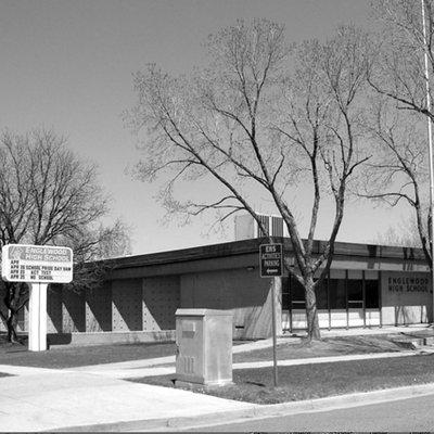 Englewood Middle School 19 minutes drive to the north of Englewood dentist Lincoln Center Dental