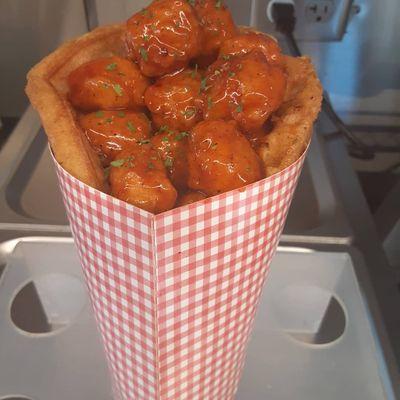 BBQ CHICKEN IN WAFFLE CONE