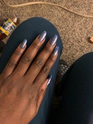 Lee Nails