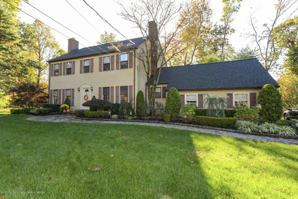 11 Sleepy Hollow Road $724,900 4 Beds 4 Baths 2,510 sq. ft. Single-Family