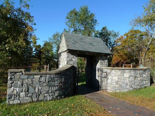 West End Cemetery