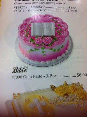 This is the exact cake I ordered which she said she could duplicate!!!