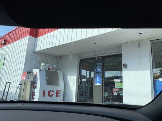 Ice machine and air machine for tires.