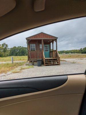 Not sure what this bldg. Is. It's in the new part with marked camper spaces and zero shade thought it was a restroom it's not.