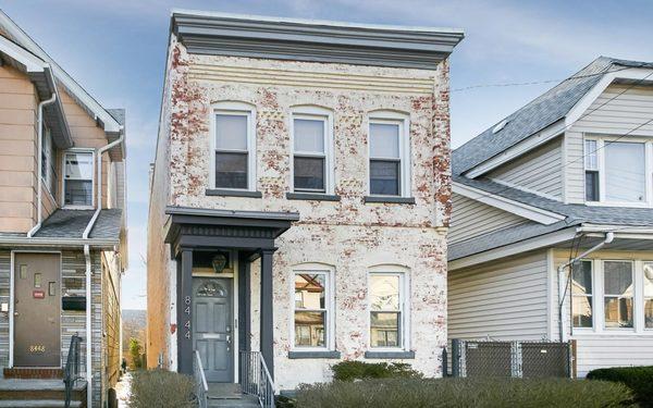 Multi Family in Kew Gardens Sold After First Open House!