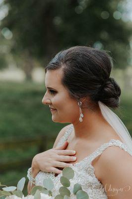 This stunning bride glowing in her Blended sunless tan!