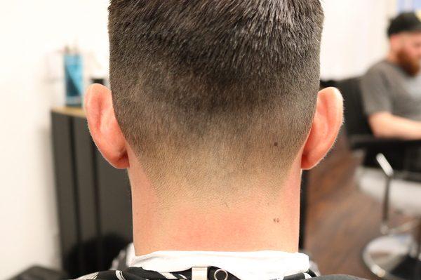 Mid 2 Fade w/ Neck Taper