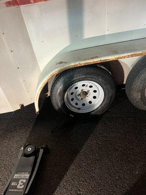 New trailer tire replacement