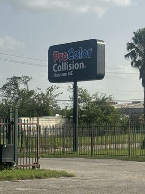 The worst collision shop in Houston