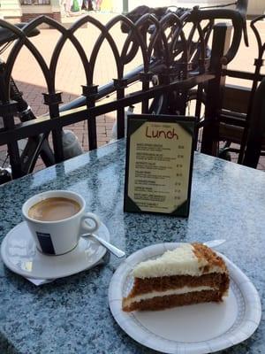 Double expresso and carrot cake