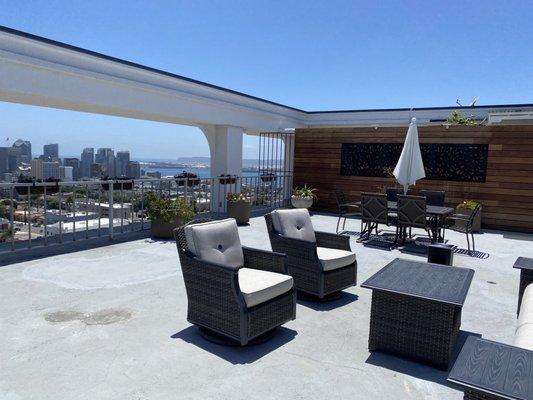 Rooftop deck with views of Point Loma and Pacific Beach