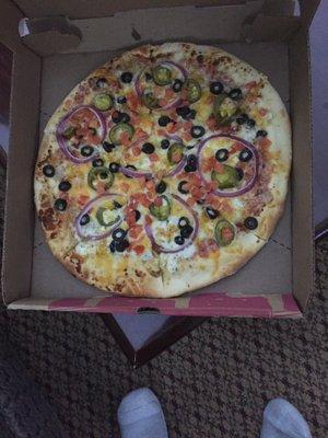 Pizza ordered with veggies for 5.99 medium Looks great