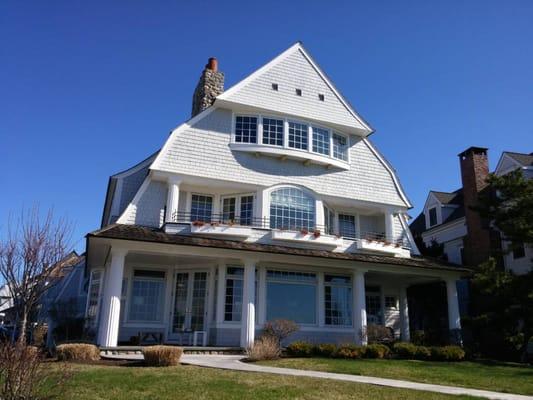 Peter Smith Painting painted the exterior and interior of this beautiful Rowayton, CT home.