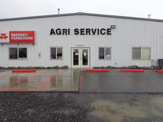 Front Entrance Agri Service in Eltopia, Washington