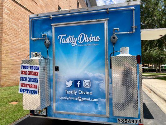 Tastily Divine food truck