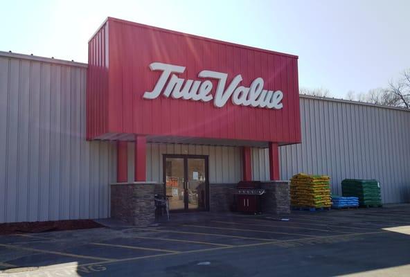 True Value in Ellsworth, WI