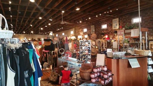 Inside is the old Savannah City Mission thrift store