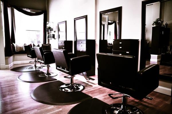 Oro Salon And Spa