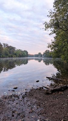 Mill Grove Loop Trail | Instagram: @telephonesmoothie