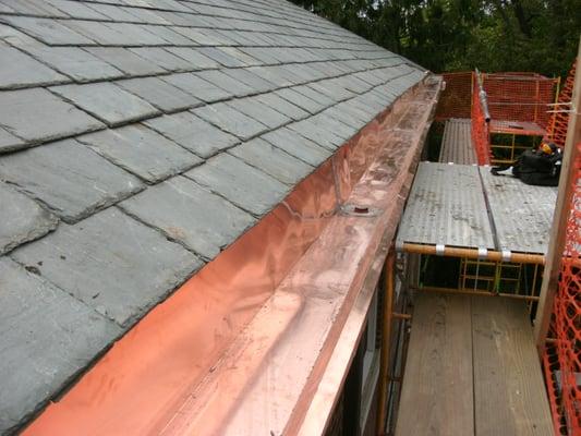 A copper in-lay gutter