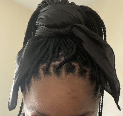 Small Knotless braids