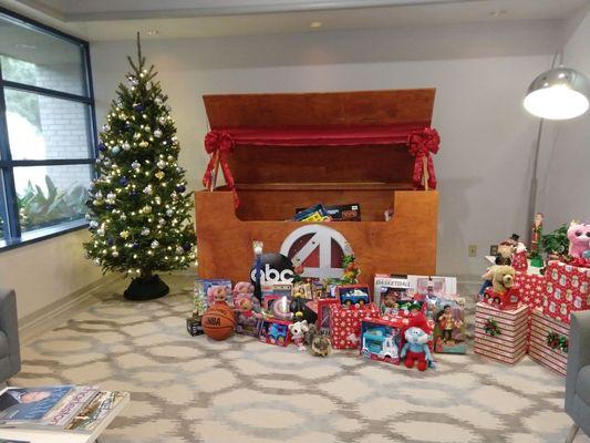 Beautiful tree and toy drive display in the lobby.