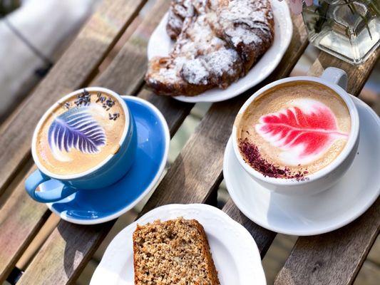 Lavender and rose lattes