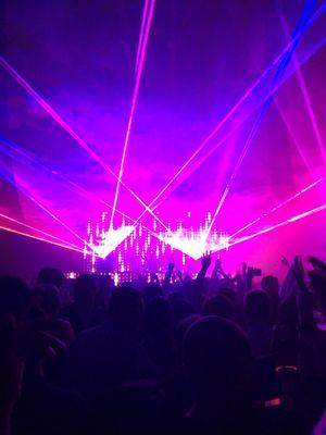 Sick laser show at Gareth Emery's Electric For Life NYE bash!