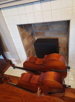 Cellos at Rest!