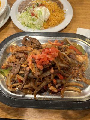 3-Meat Fajitas