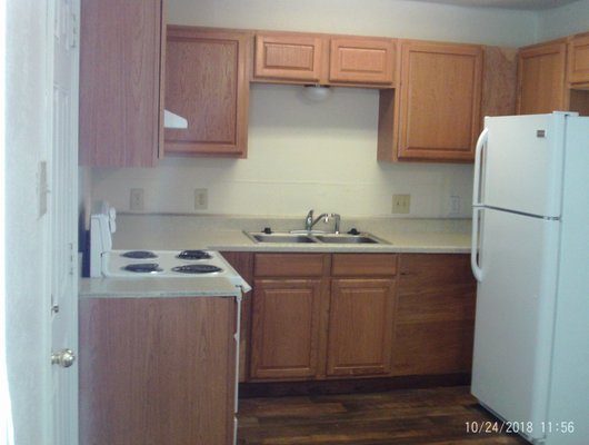 2 bed TH kitchen