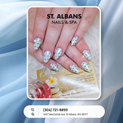 Let St. Albans Nails & Spa bring fall to your fingertips with beautiful autumn-inspired designs!