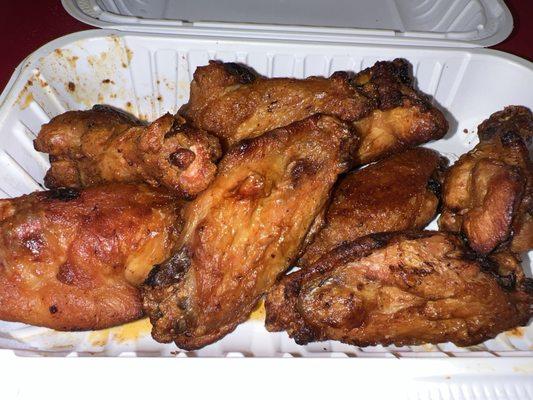 Mild & Medium split in two containers - oven roasted! 10/10 delicious, tender and true Buffalo flavor. Huge high quality wings.