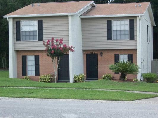 Two & Three Bedroom Town Homes