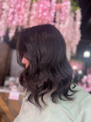 CUSTOM CUT - LOB - long bob - tousled, beachy blowout + hairstyling
 Featured Products (AVEDA):
 PHOMOLLIENT STYLING FOAM + AIR CONTROL